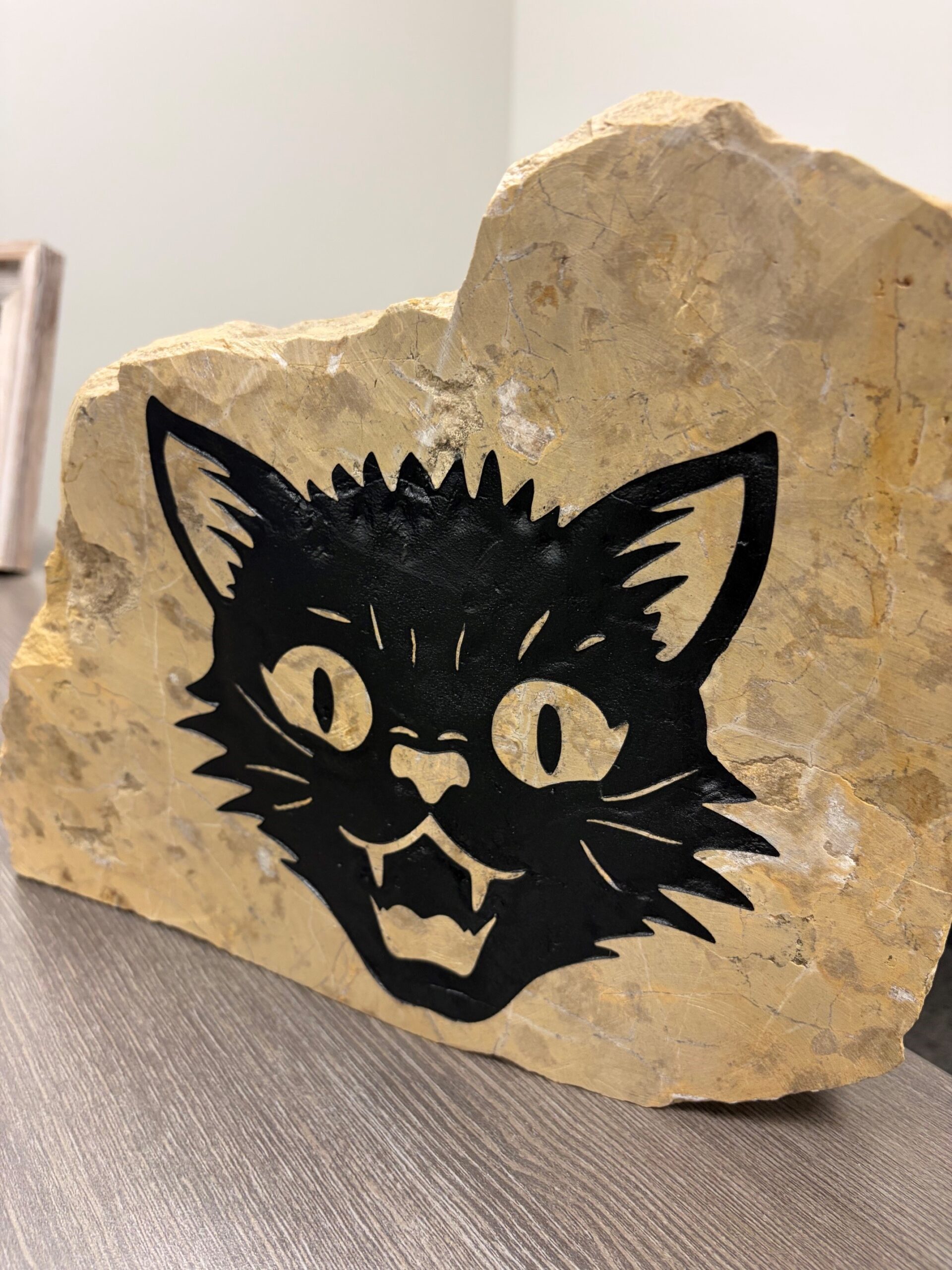 Scary Black Cat Engraved Stone - Image 3